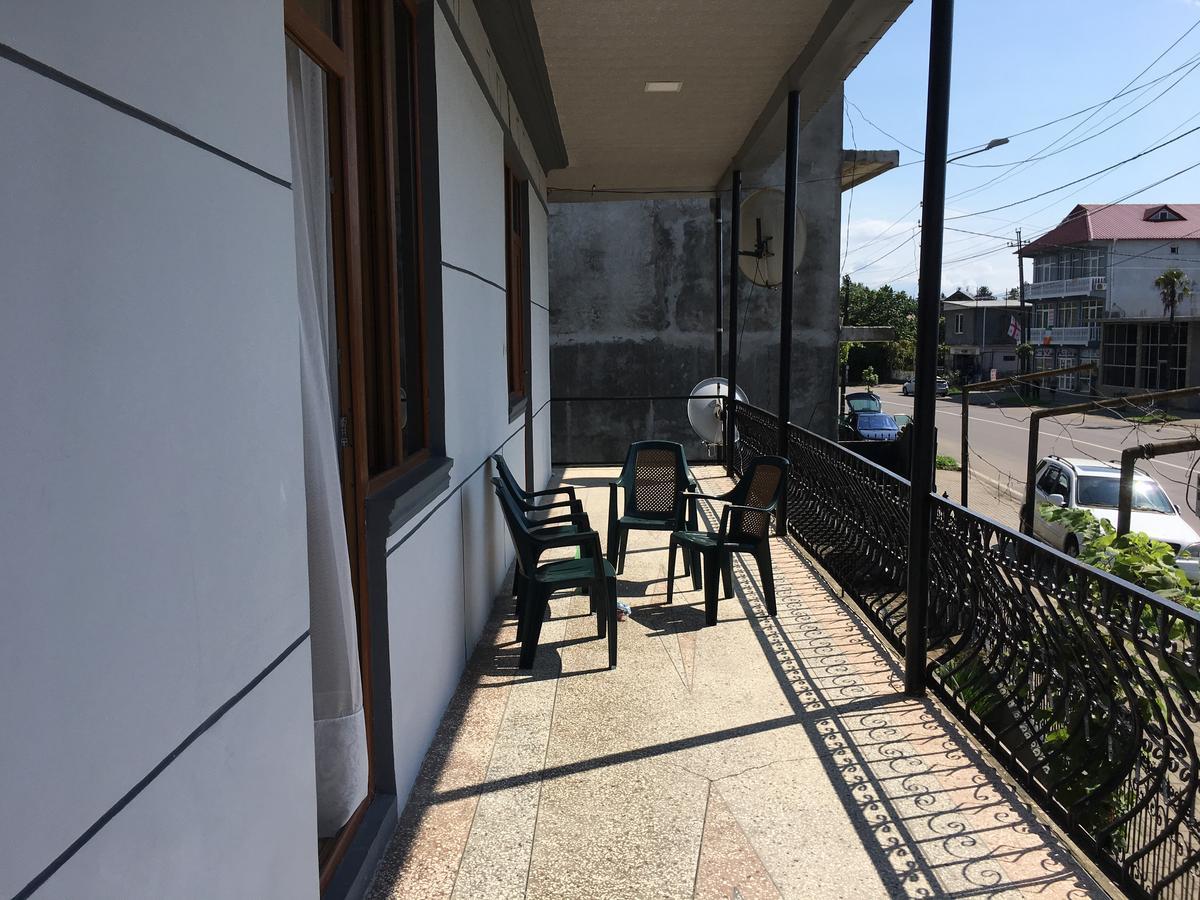 Guest House Romanadze Kobuleti Rum bild