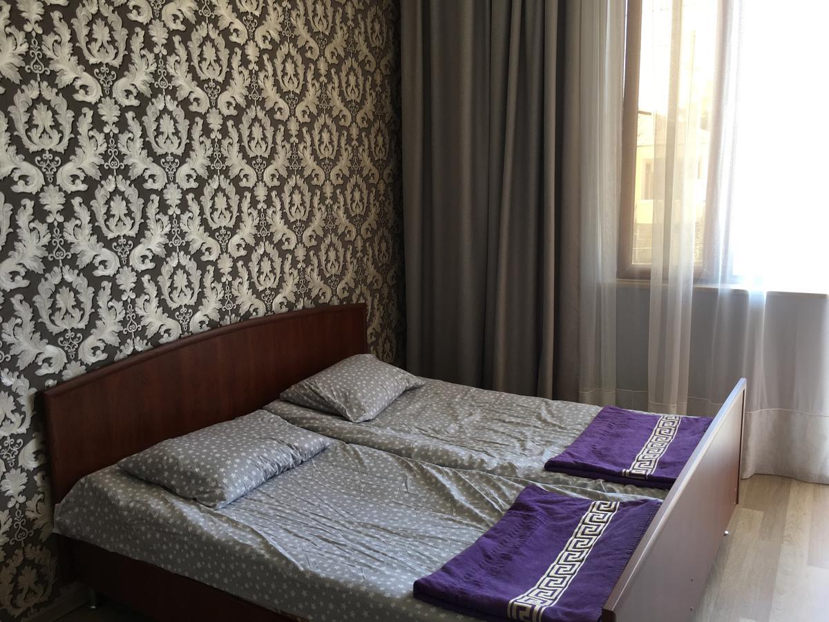 Guest House Romanadze Kobuleti Exteriör bild